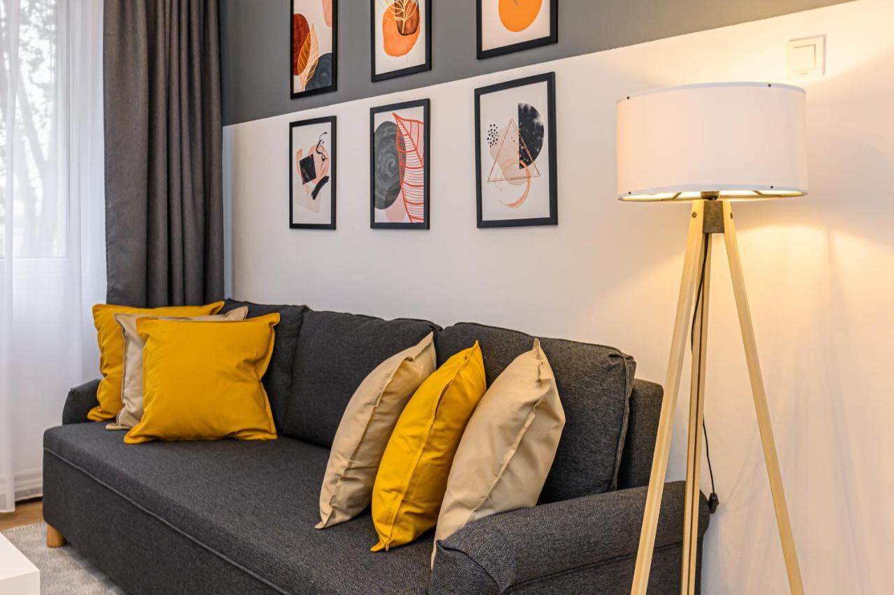 Travelers Hideout - Central Apartment Braşov Exterior foto